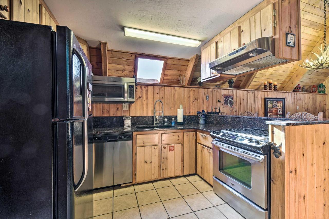 Ski-Inandski-Out Red River Cabin With Mtn Views! エクステリア 写真