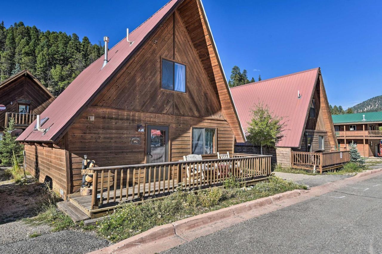 Ski-Inandski-Out Red River Cabin With Mtn Views! エクステリア 写真