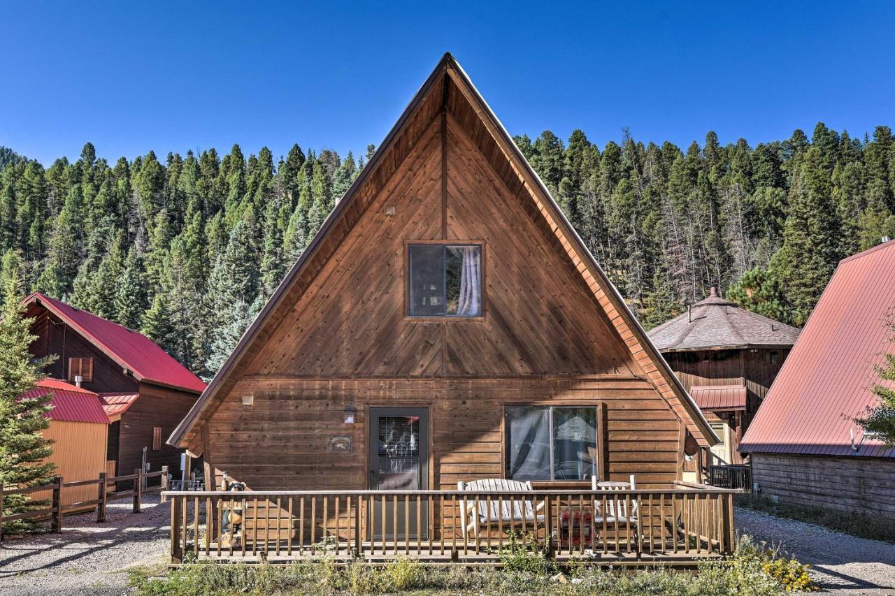 Ski-Inandski-Out Red River Cabin With Mtn Views! エクステリア 写真